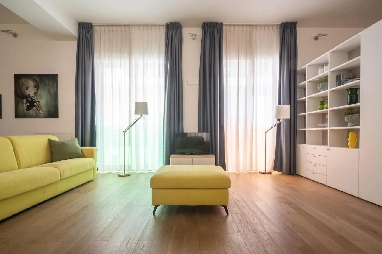 Centrale Mazzoni Apartments R&R Venedig