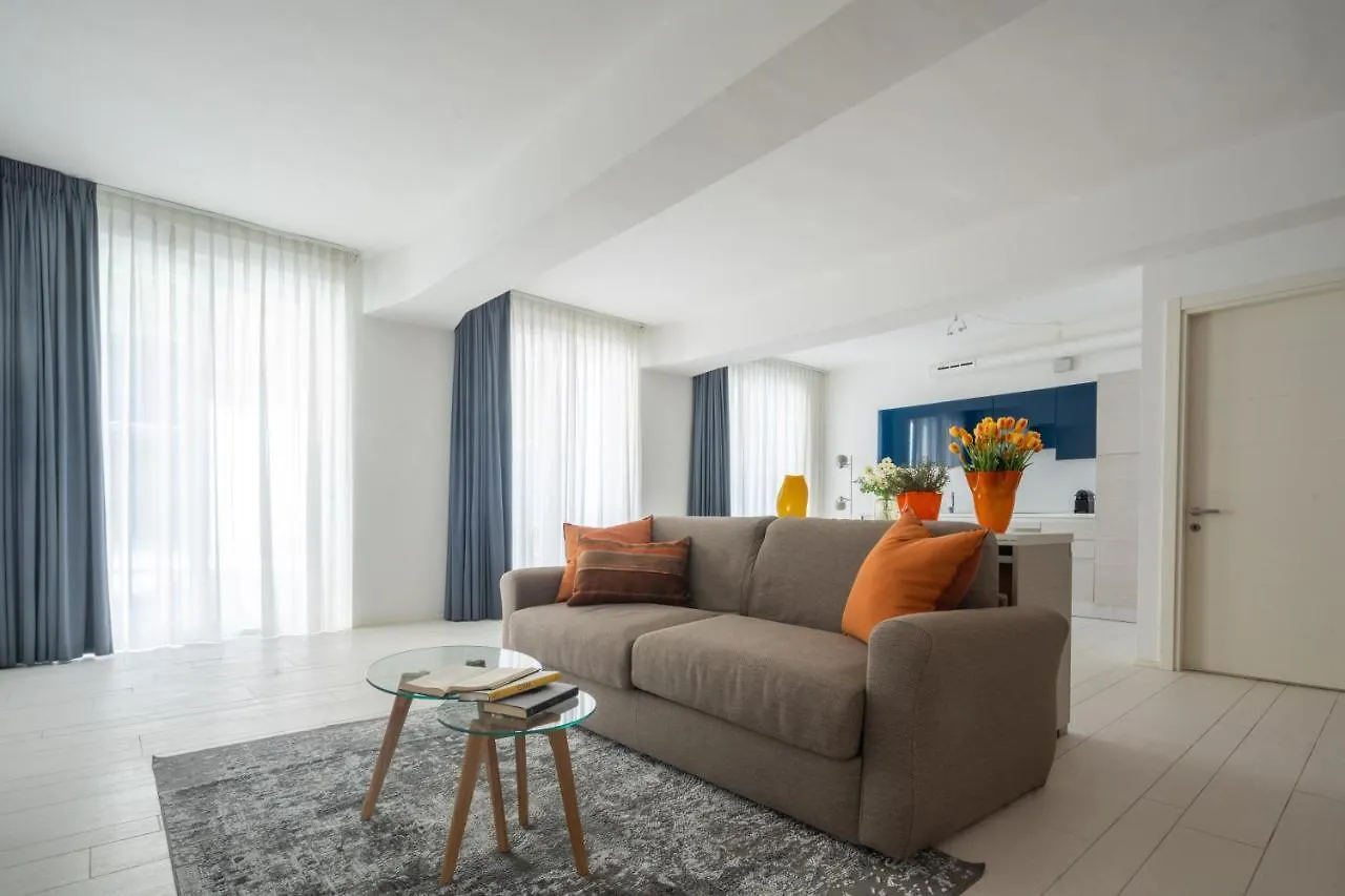 Centrale Mazzoni Apartments R&R Venedig