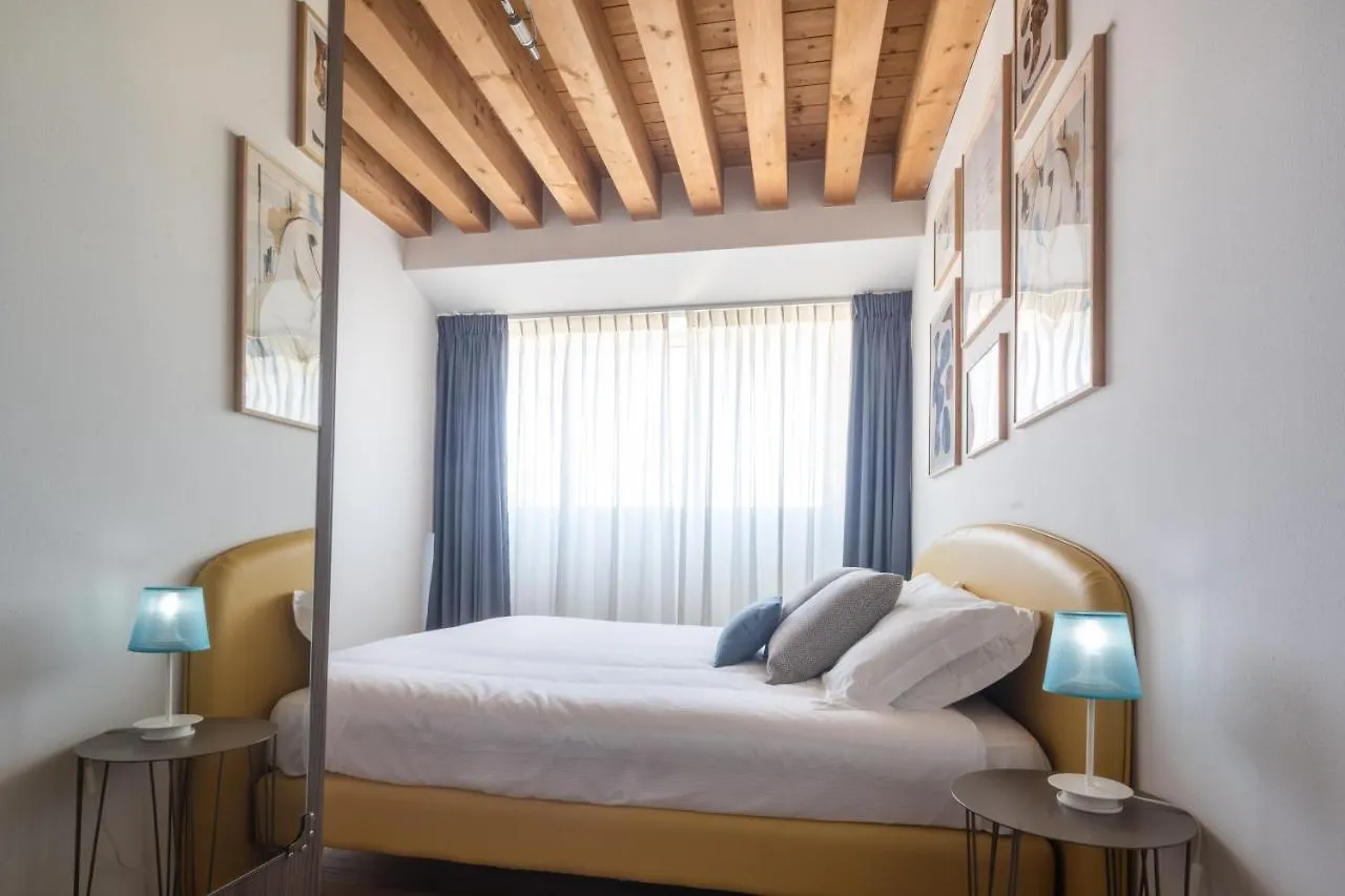 Centrale Mazzoni Apartments R&R Venedig Italien