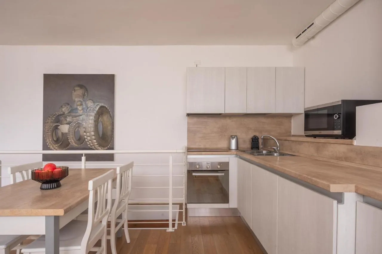 Centrale Mazzoni Apartments R&R Venice